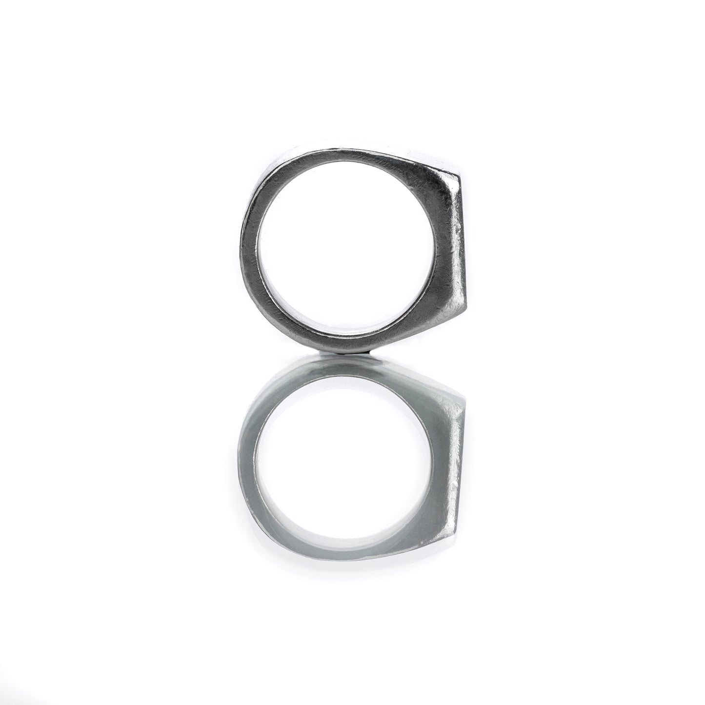 Ring Signet Clear Cut